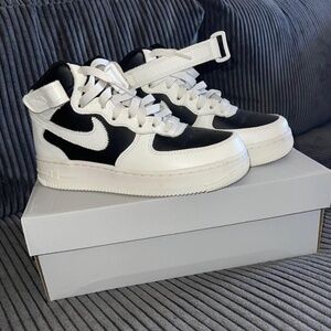 Air Force 1 ‘07 Mid size 6.5